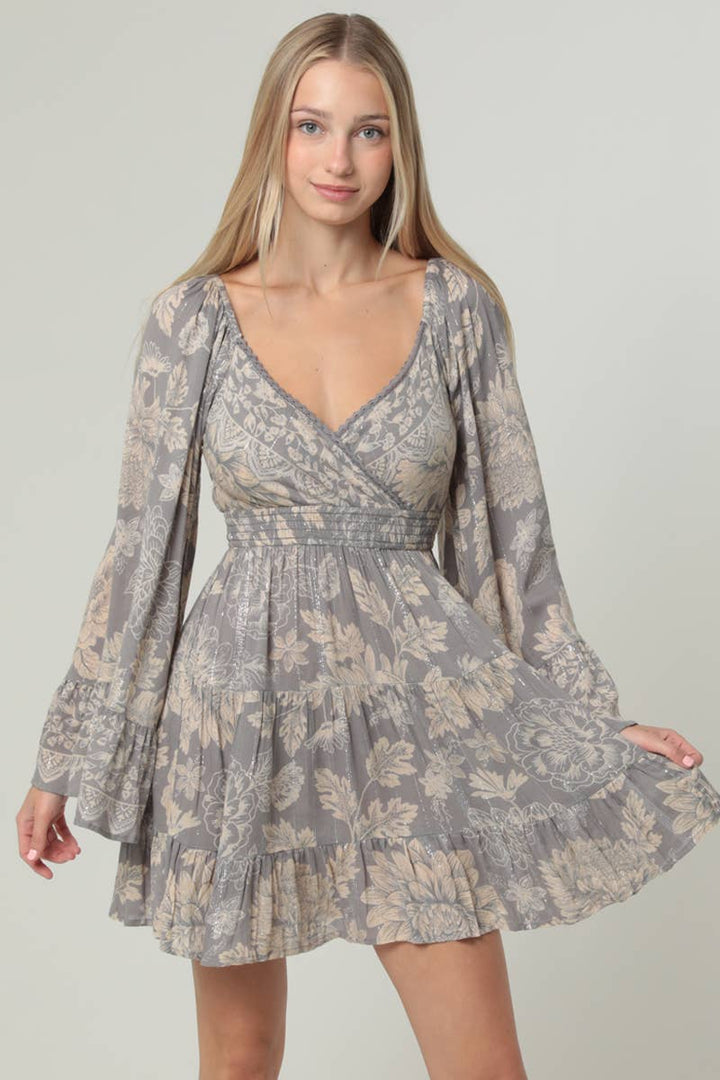 WIDE SLEEVE V NECK DRESS