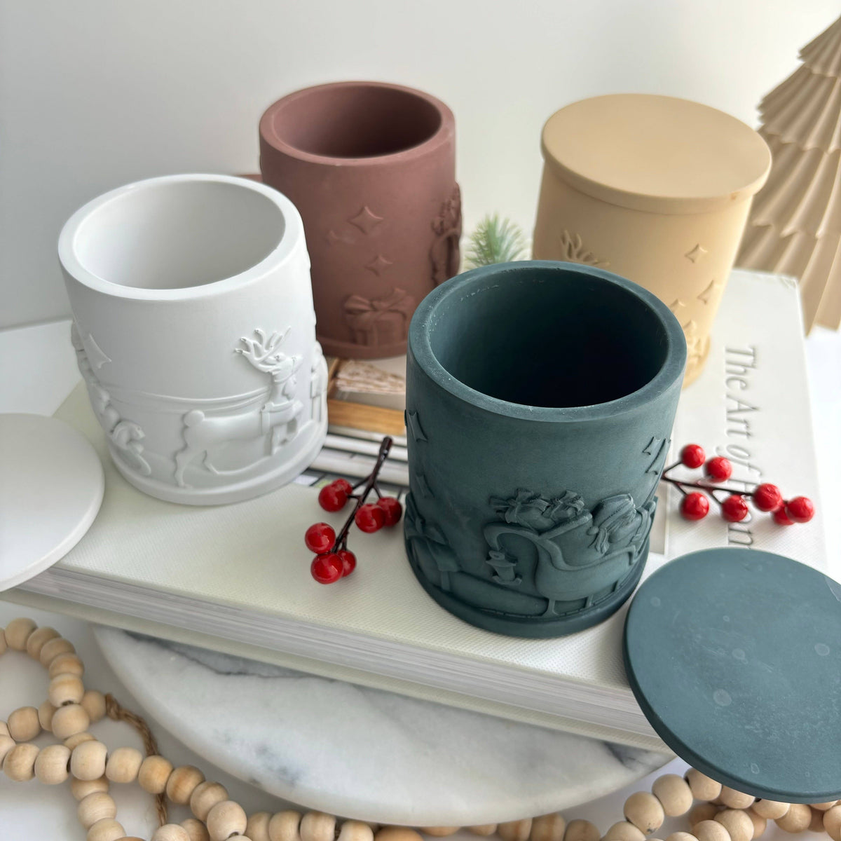 Santa Sleigh Vessel | Christmas Decor