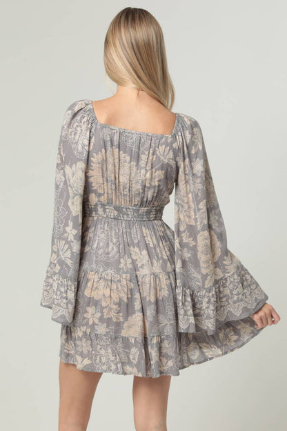 WIDE SLEEVE V NECK DRESS