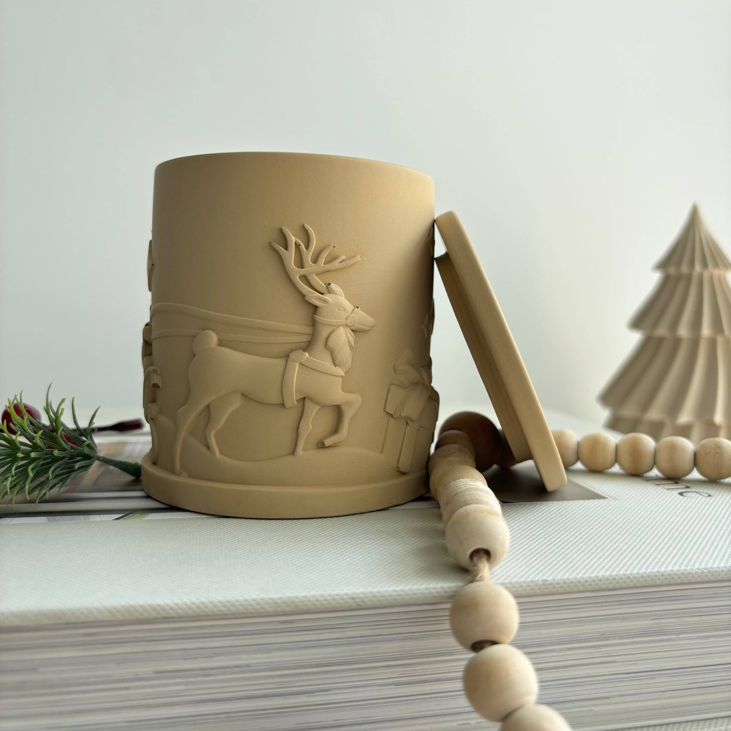 Santa Sleigh Vessel | Christmas Decor
