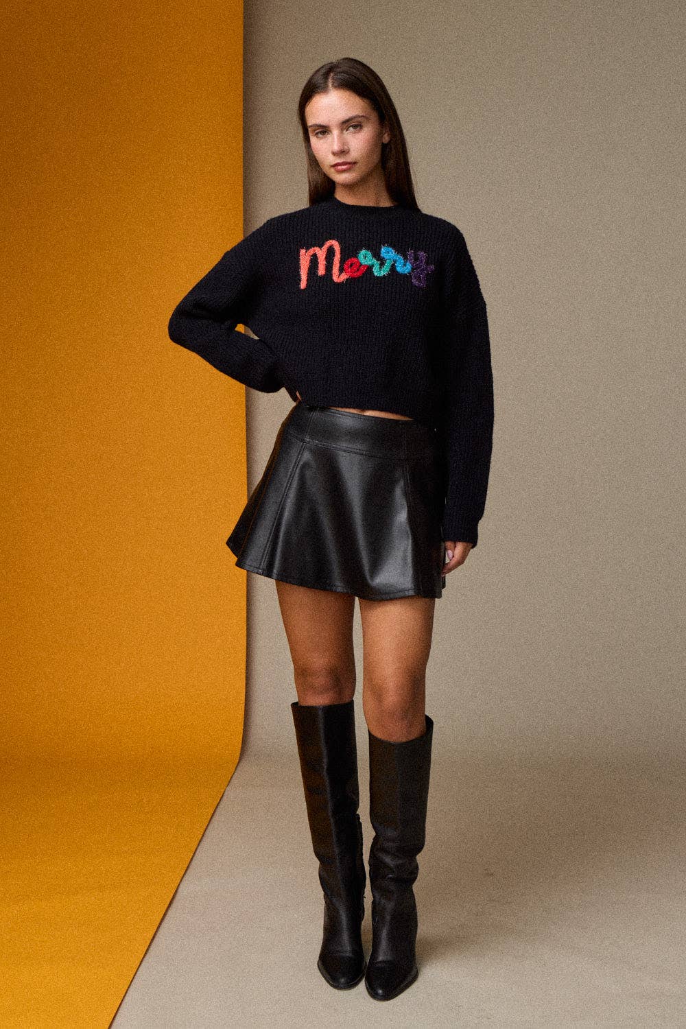 Emma Loose Fit Cropped Merry Knit Pullover