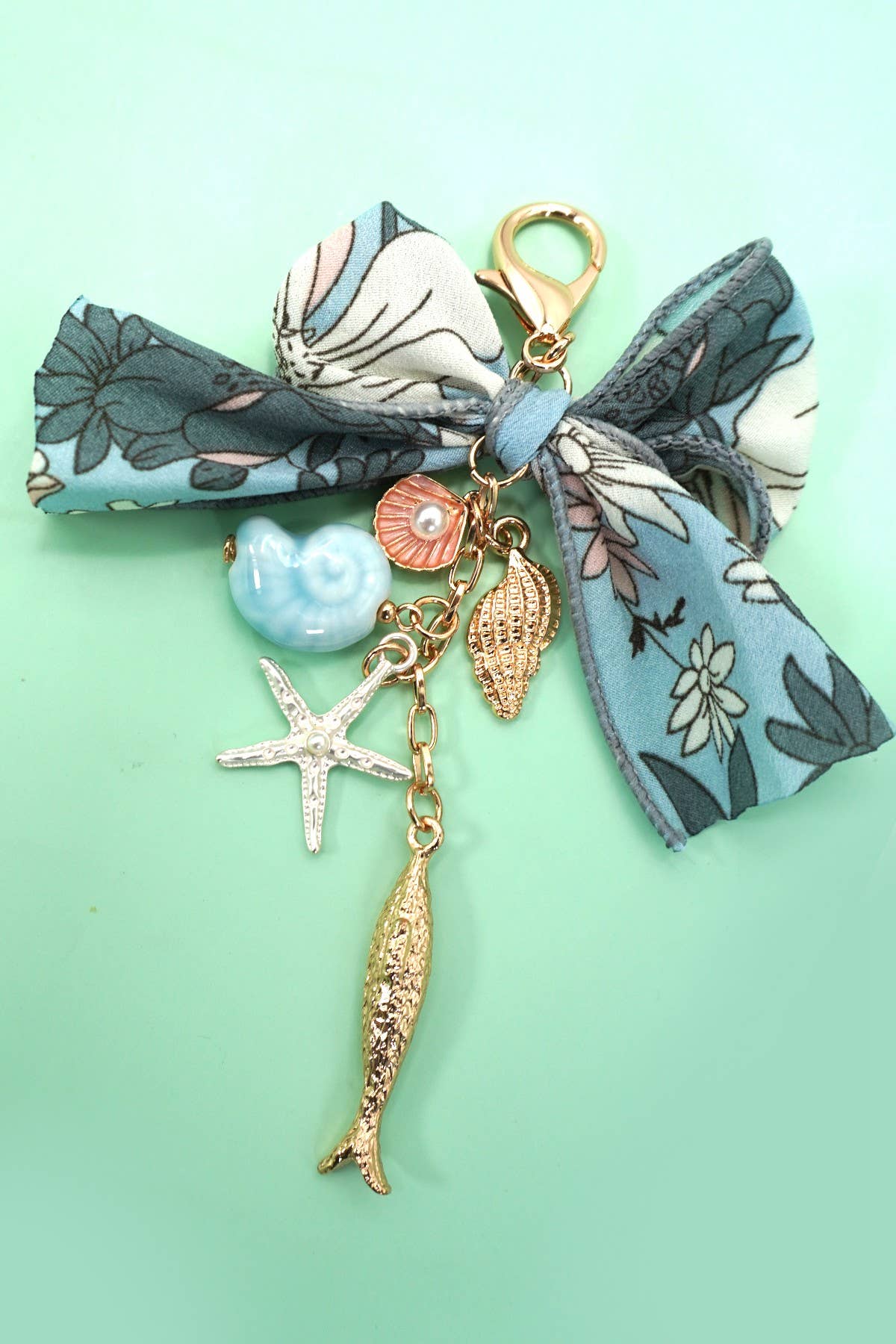 BAG CHARM-OCEAN PORCELAIN FISH SEA SHELL STARFISH