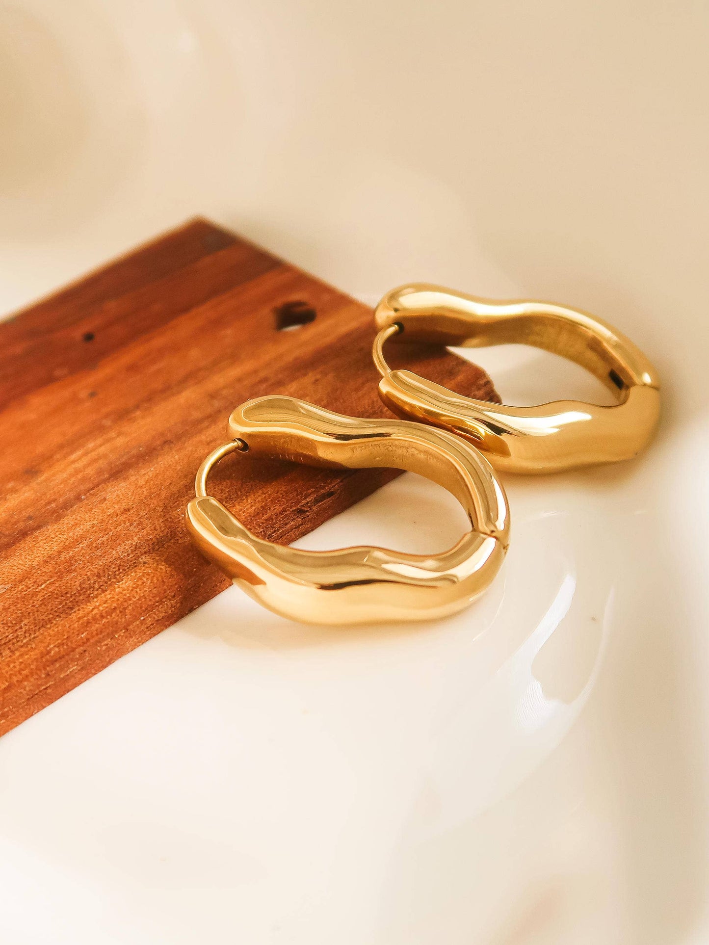 Darcy Oval Hoop Earring
