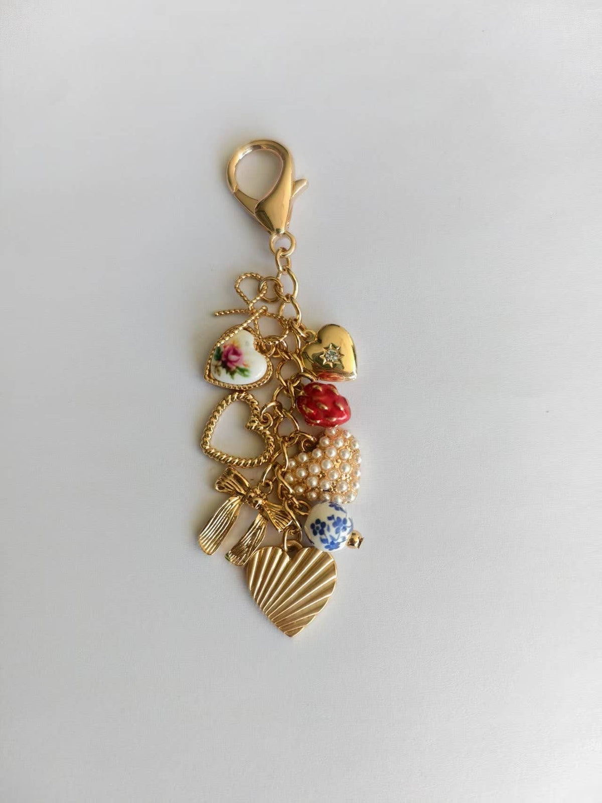 BOWS HEARTS PEARL STRAWBERRY BAG CHARM